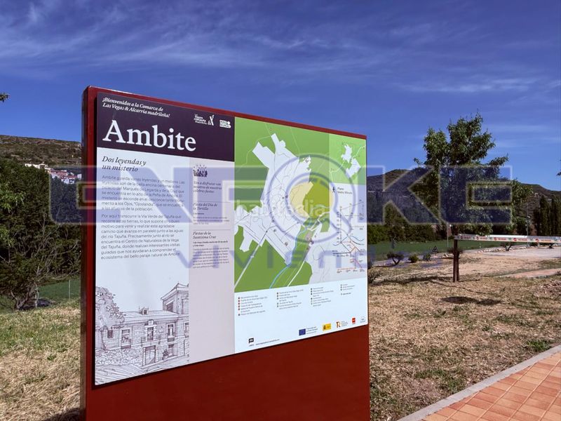 Foto f375a76b-4bf8-452b-b50a-5beed45c5589. Terreny residencial a Ambite