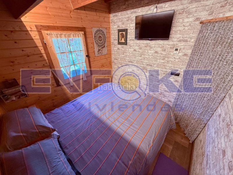 Foto b7359762-8244-4498-aeeb-0f3f3cd709e6. Casa con camino riscaldamento parcheggio piscina in Maello