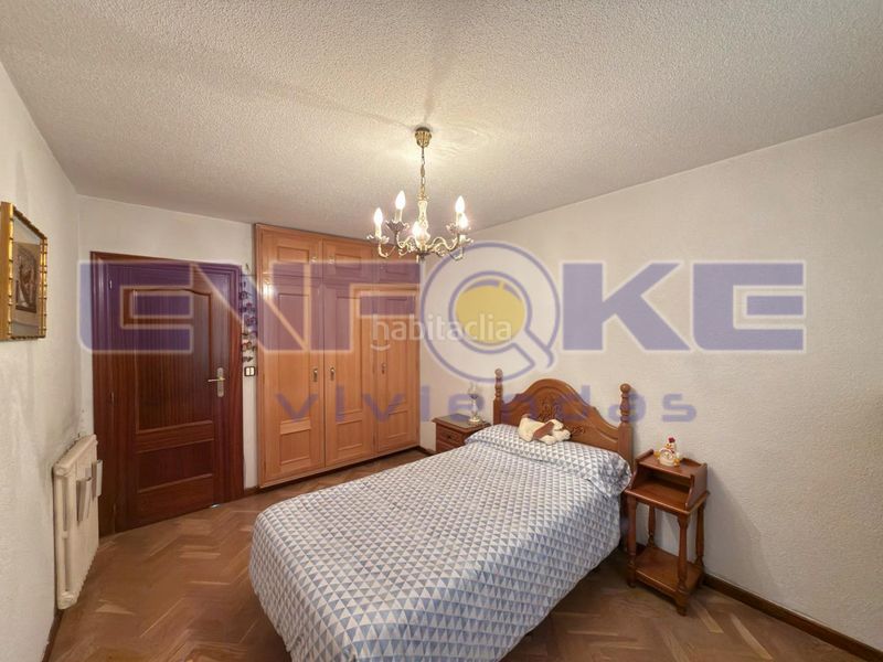 Foto a9821abe-5773-4357-aa50-dd1bbc577806. Piso en Fontarrón Madrid