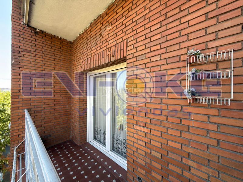 Foto 9eba86b9-f539-4909-9a84-2ce106d66b1e. Piso en Pacífico Madrid