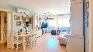 Appartamento  Calle pablo palazuelo. Precioso piso en pinto, en el barrio de la tenera i