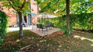 Maison jumelée  Avenida de europa. Gran chalet en venta en getafe, sector iii