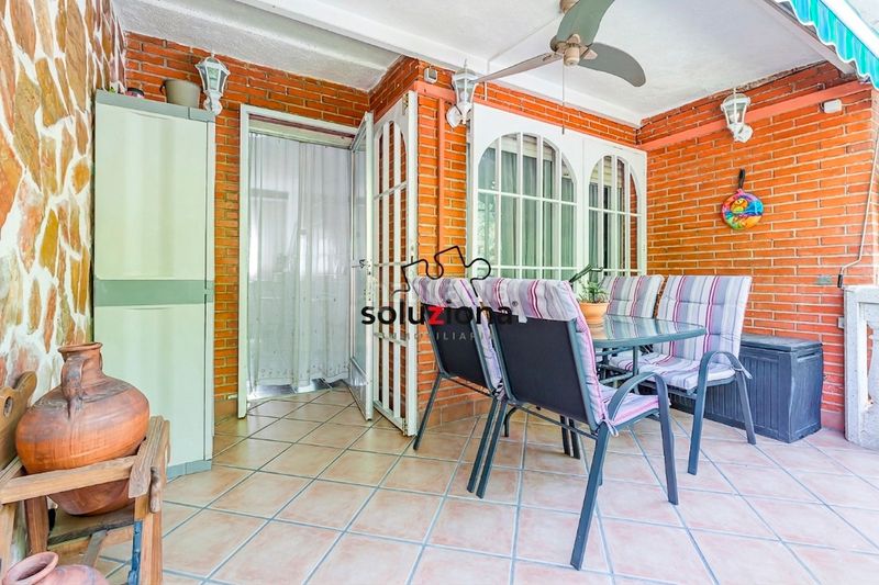 Foto e6dd4462-1846-4d34-84df-633b2d507b8f. Casa adossada amb calefacció aparcament a Perales del Río Getafe