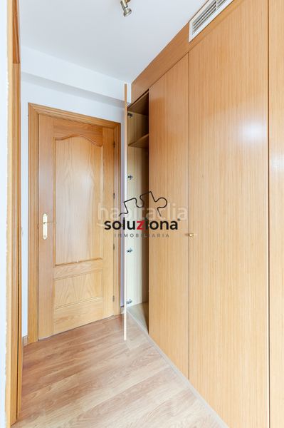 Foto 9da4084a-99ed-4b1d-8347-f731df9456fd. Piso  en venta en El Bercial, : con ascensor, garaje y trastero en Getafe