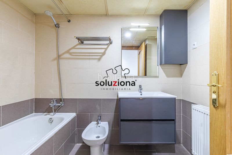 Foto fac59592-e6c4-436c-a1ea-49656732850c. Piso  en venta en El Bercial, : con ascensor, garaje y trastero en Getafe