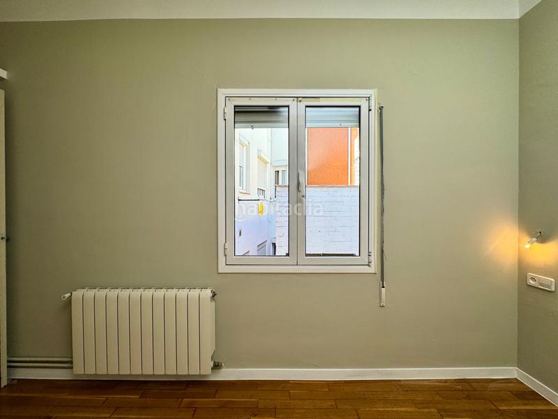 Foto 53e6e1f9-19ad-4fb2-aaa9-569809dc7294. Dachwohnung in plaça del fènix 6 in La Bordeta Barcelona