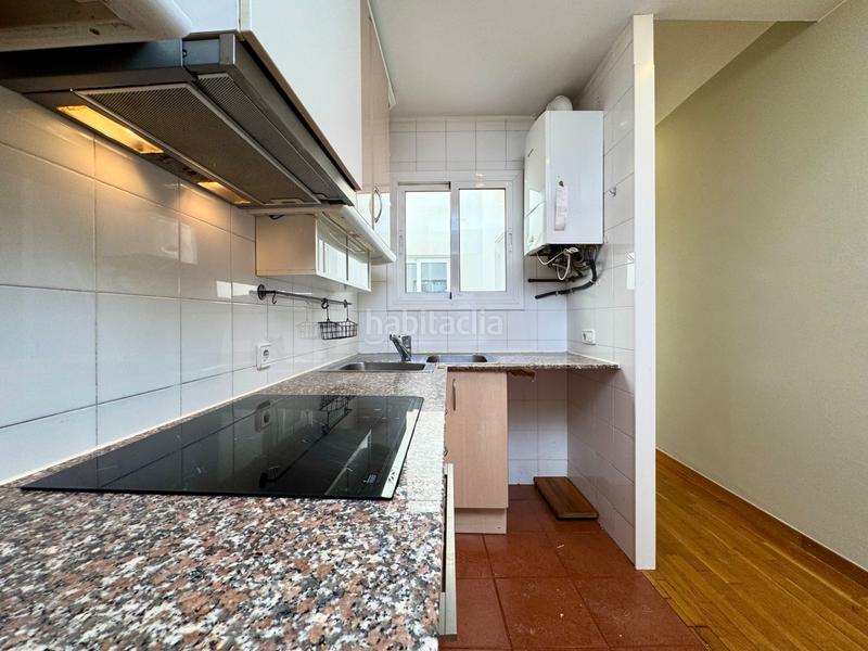 Foto d330bd47-1d16-43e8-8a5b-1b34b52e334d. Dachwohnung in plaça del fènix 6 in La Bordeta Barcelona