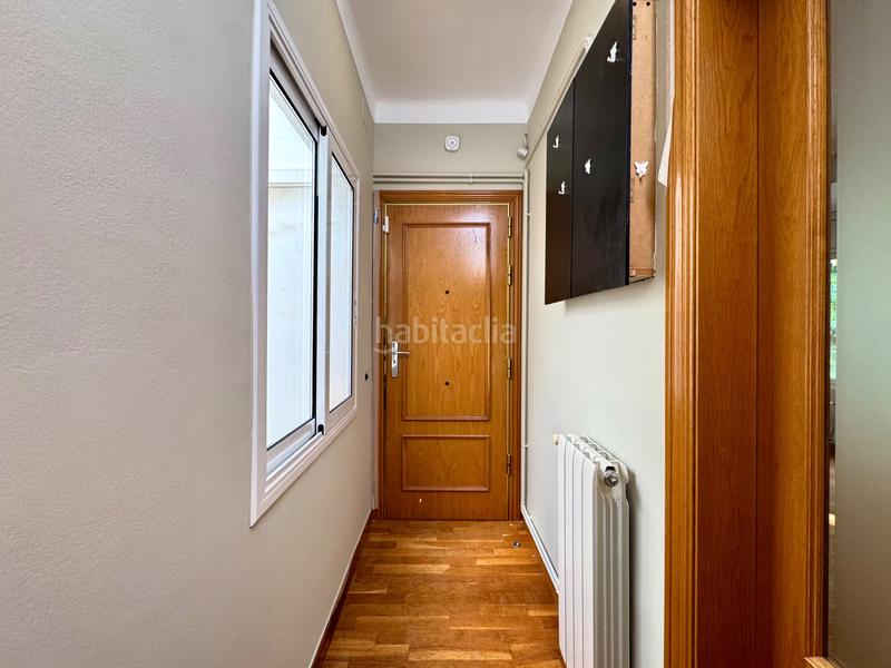 Foto ddcd4aa2-6e44-4fcd-88c4-51b875822eb3. Dachwohnung in plaça del fènix 6 in La Bordeta Barcelona