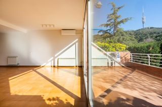 Location Maison jumelée  Avinguda de vallvidrera. Casa apareada en vallvidrera – tibidabo | 253 m² | 4 habitacione