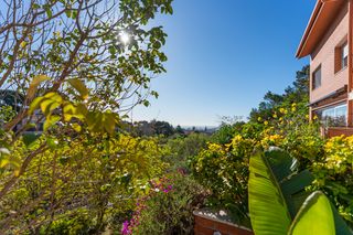 Location Maison jumelée à Avinguda de vallvidrera 53. Tu casa en la zona alta de sarria - 253 m2