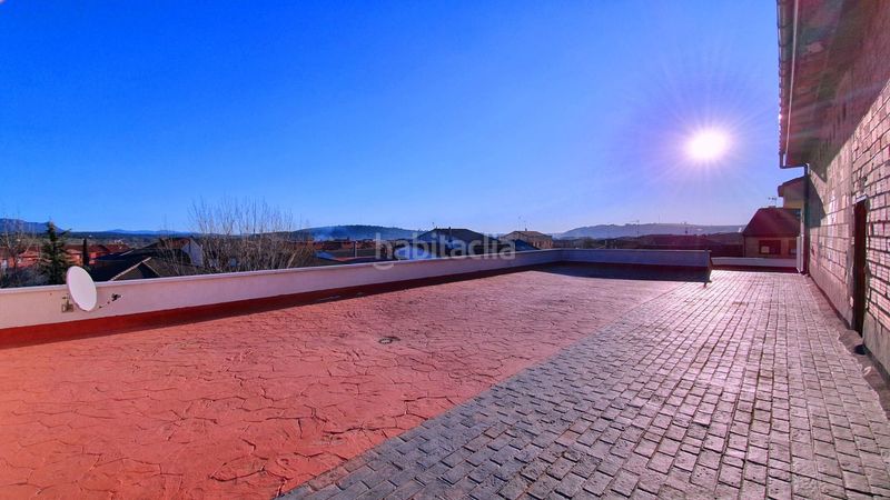 Foto 51d79562-9243-4506-8b71-195420feebde. Locale commerciale in Guadalix de la Sierra