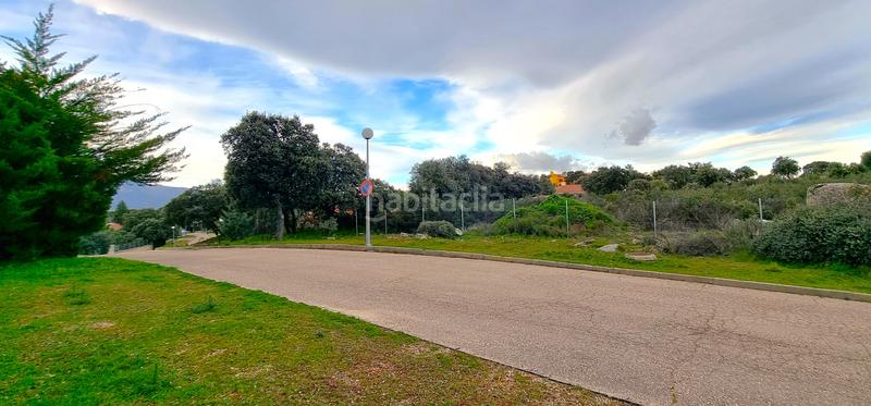 Foto c0f6fcf4-4c0a-4232-b069-10fb7b6e709c. Residential plot in calle begonias 1 in Mojadillas-Parque de las Infantas-El Paraiso Valdemorillo