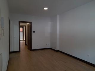 Rent Flat in Meco pueblo. Piso céntrico con aerotermia y plaza de garaje