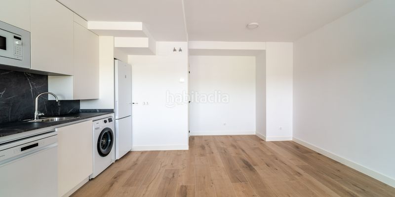 Foto f7ac3773-8f8a-4bea-87fa-4b9b0b2db304. Lloguer dúplex amb calefacció aparcament a Urb. Belvalle Meco