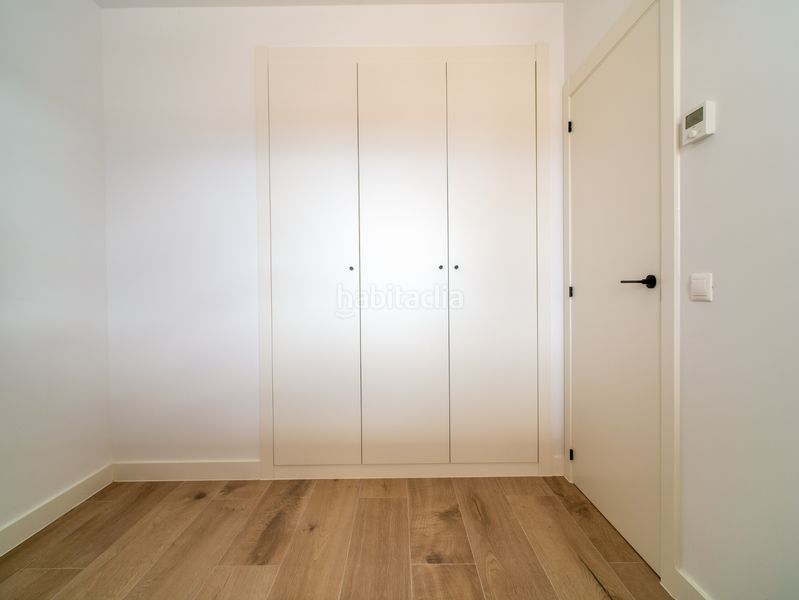 Foto 2e3dbf63-605f-4974-b4a0-9943e1ba4969. Location duplex avec chauffage parking dans Urb. Belvalle Meco