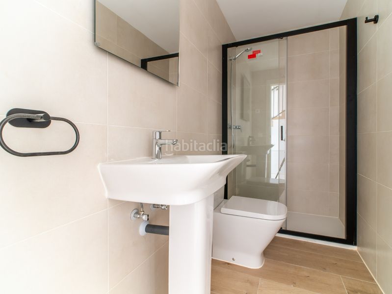 Foto 95e1b1b8-5f2f-49ea-b7e9-97c41ee0b641. Location duplex avec chauffage parking dans Urb. Belvalle Meco