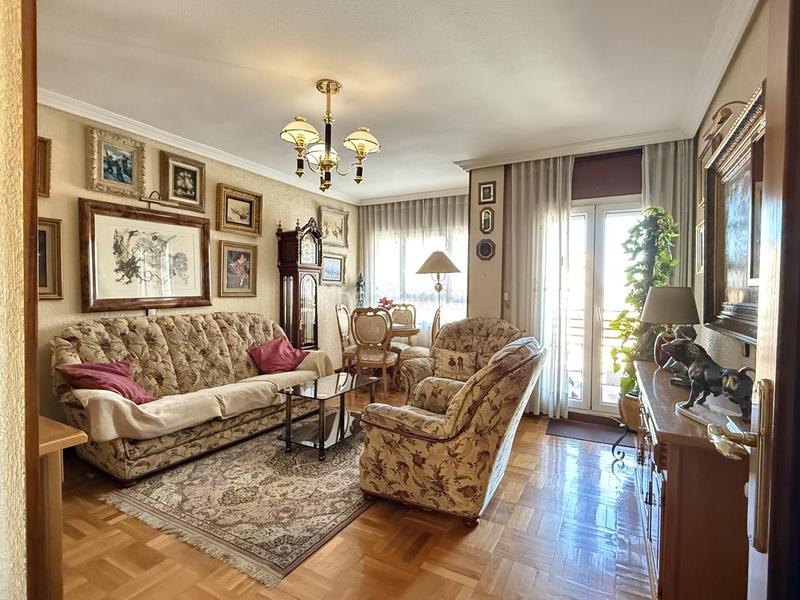 Foto 46a14b67-388b-44c4-a002-5fe69e068963. Appartement avec chauffage parking dans Plan Sur-Amistad Guadalajara