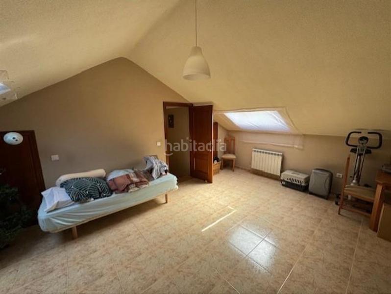 Foto f2225613-2fdc-4635-9979-ebbba98e60d8. Casa adosada en Alovera