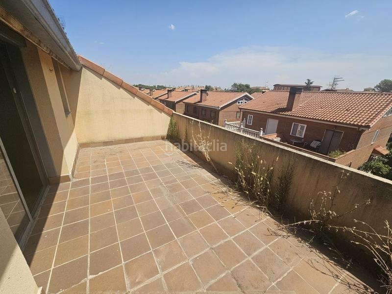 Foto b8ff4d54-5b67-4d91-89ac-cdde42001b81. Maison avec chauffage dans Pioz