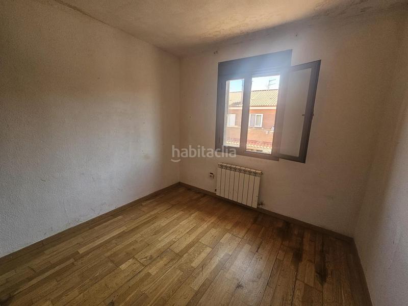 Foto f5182905-d7d8-4c74-a02d-96e23e4db9ad. Maison avec chauffage dans Pioz