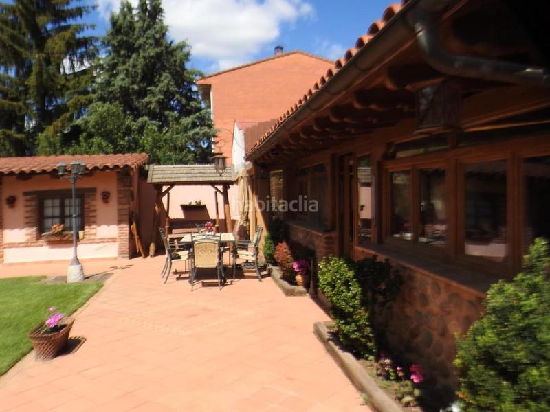 Foto 8e2d3e8b-eaaf-4138-8bbf-79dd3d5713e1. Reihenhaus mit heizung parking pool in San Andrés del Rabanedo pueblo San Andrés del Rabanedo