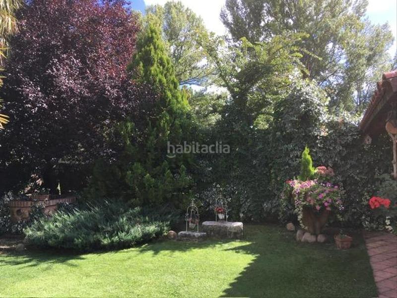 Foto 8ed736dc-65e0-4d54-b0cd-311a84e8bac2. Reihenhaus mit heizung parking pool in San Andrés del Rabanedo pueblo San Andrés del Rabanedo