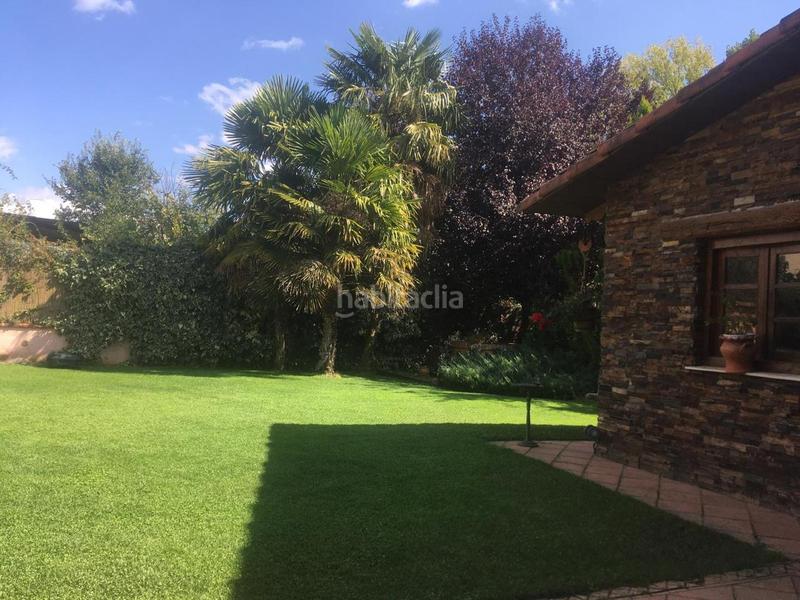 Foto 99ea3463-db67-4b74-b9c9-84cfaa505d5b. Reihenhaus mit heizung parking pool in San Andrés del Rabanedo pueblo San Andrés del Rabanedo