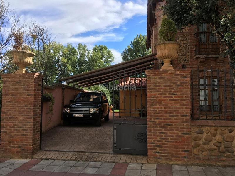 Foto c3b3f839-f650-4f0f-9ffd-670faa9c2946. Reihenhaus mit heizung parking pool in San Andrés del Rabanedo pueblo San Andrés del Rabanedo