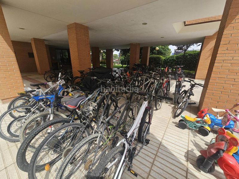 Foto d73345fc-13ff-459f-8689-24d4769da20c. Apartament amb calefacció aparcament piscina a Rejas Madrid