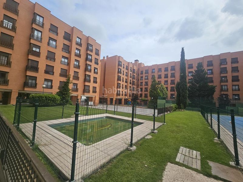Foto f5d3aad7-5884-40ac-9fd7-aa6a4920122c. Apartament amb calefacció aparcament piscina a Rejas Madrid