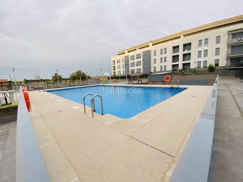 Foto bf819fb5-e635-47aa-b988-d6189ee08ab8. Pis amb calefacció aparcament piscina a Alovera