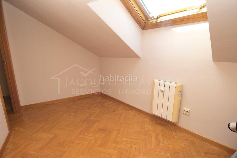 Foto 6167dae2-3646-4595-9773-cff44e13b3ff. Zweistöckige wohnung mit parking in Yuncos