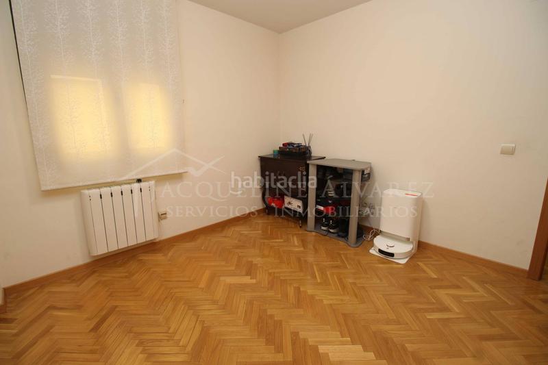 Foto bedebb8d-eafe-4da6-b51f-4d90bdface9d. Zweistöckige wohnung mit parking in Yuncos