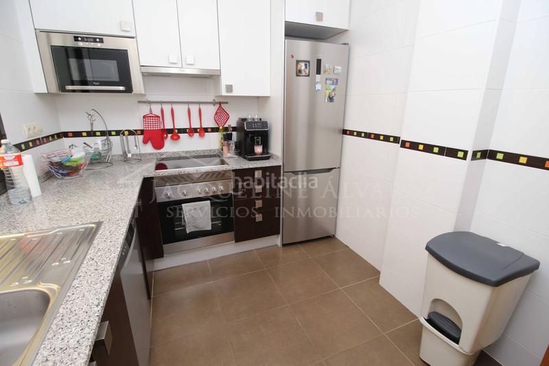 Foto f6d488ae-1158-467b-b076-7f9b942f9e0c. Zweistöckige wohnung mit parking in Yuncos