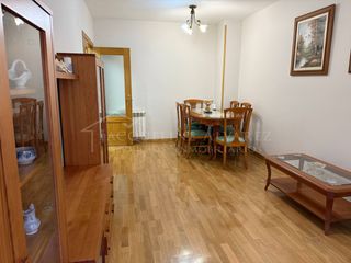 Planta baixa a Urbanización San Isidro. Piso bajo con terraza de 2 dormitorios y 2 baños en ocaña  toled