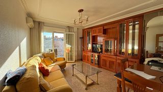 Appartement à Parque Manuel de Vega-Carretera de Ugena. Piso en illescas, para entrar a vivir