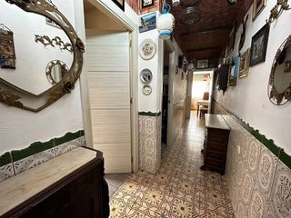 Appartamento in Calle Pinto-San Roque. Piso en venta en parla  bajo con patio