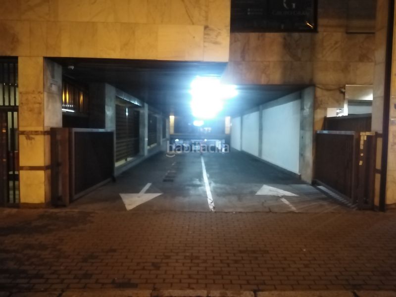 Foto d8495513-f916-40ec-8ba6-772b2ccfc450. Parking voiture dans calle de maldonado 55 dans Lista Madrid