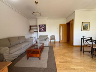 Location Appartement  Calle ventura rodríguez 8
