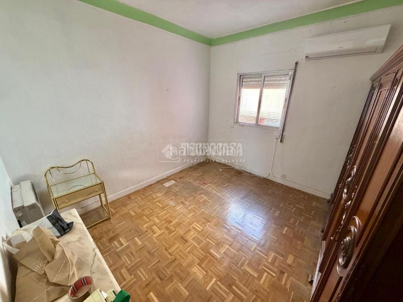 Foto fd98abea-f52e-4f36-a0f1-f548a4434e17. Pis a Palomeras Bajas Madrid