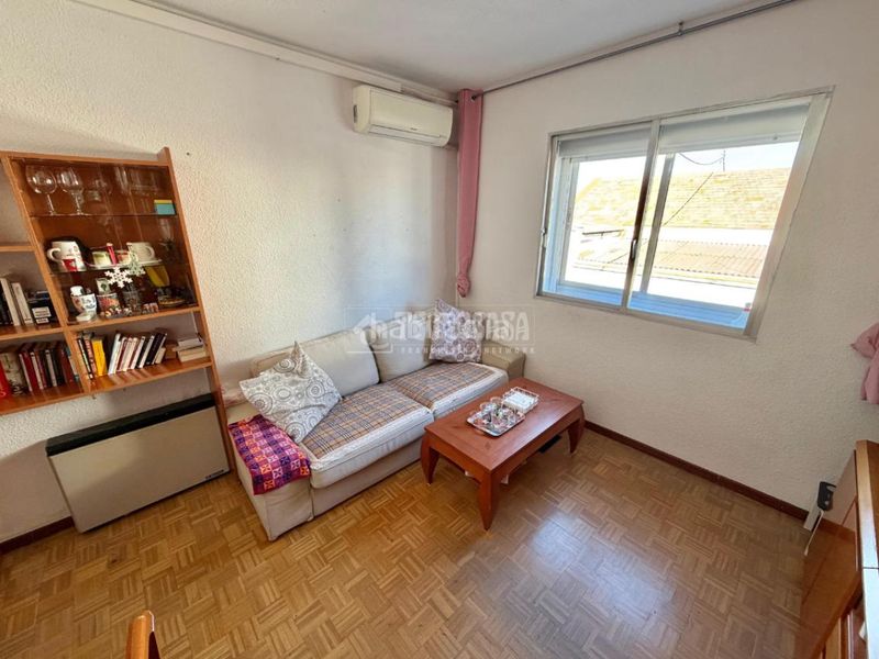 Foto 3c48d29d-df3f-4771-a21e-d2c2bb2622eb. Pis a Palomeras Bajas Madrid