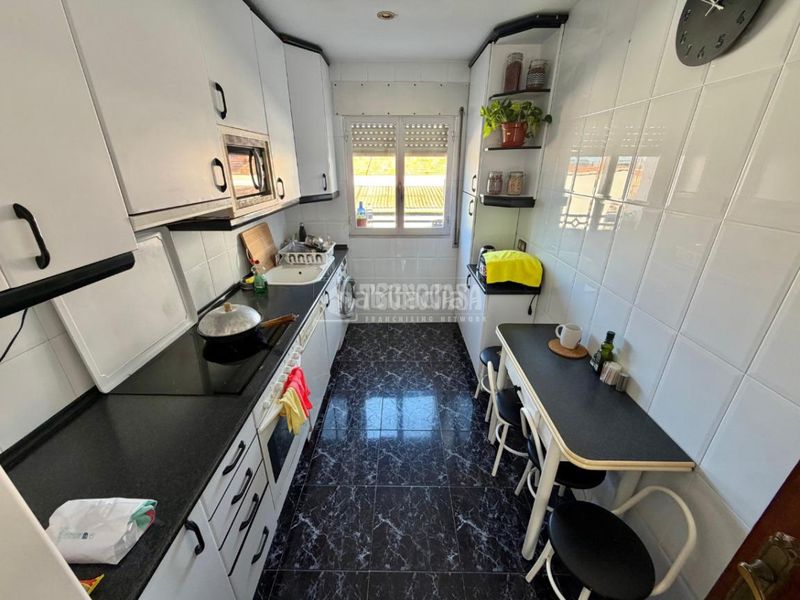 Foto 70835218-688d-4875-b2d3-3e8d424d3385. Pis a Palomeras Bajas Madrid