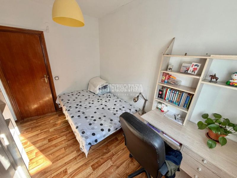 Foto 72a0093d-6b30-45ed-b794-7f036bd33924. Pis a Palomeras Bajas Madrid