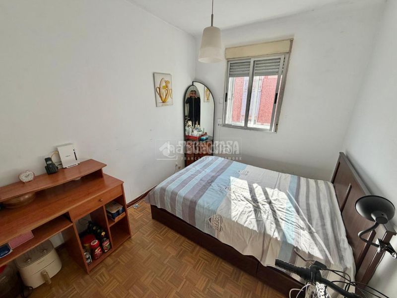 Foto 7fef4a7f-a9dc-4732-ba81-5fccb3b563a3. Pis a Palomeras Bajas Madrid