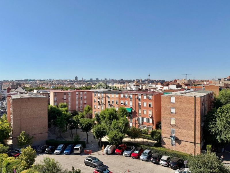 Foto d40e0f8c-b7c6-463f-88a1-fd69578c1afd. Pis a San Diego Madrid