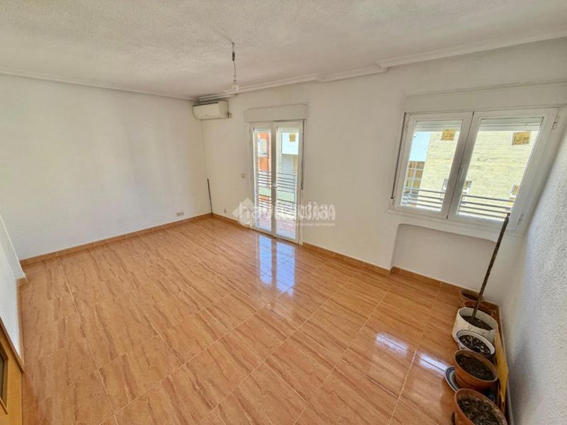 Foto 053091ca-51f4-4db1-8876-ecb41f528a9b. Piso  en venta en San Diego Madrid