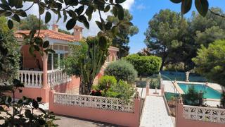 Casa a Coloma. Magnifica casa  la nucia
