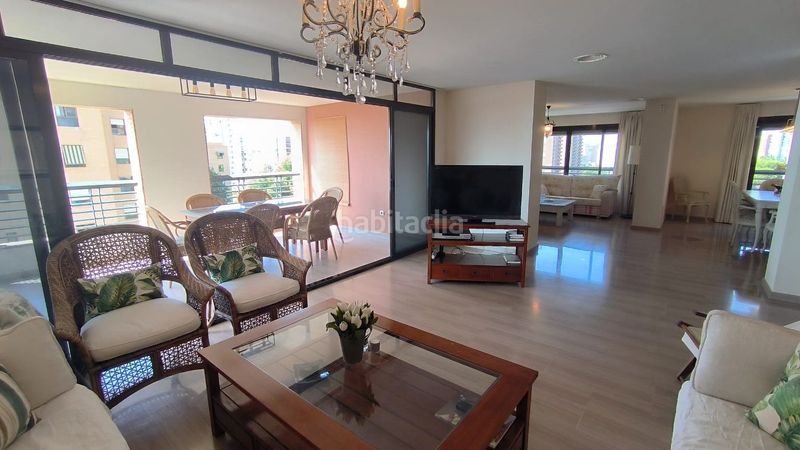 Foto 34c51d86-95d2-48d5-a361-a7f1df256c26. Apartament amb calefacció aparcament piscina a Playa Poniente Benidorm