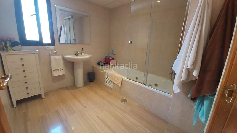Foto 4f9d9c1f-8e53-4c30-b4c2-576e5d26a44c. Appartement avec chauffage piscine dans Playa Poniente Benidorm