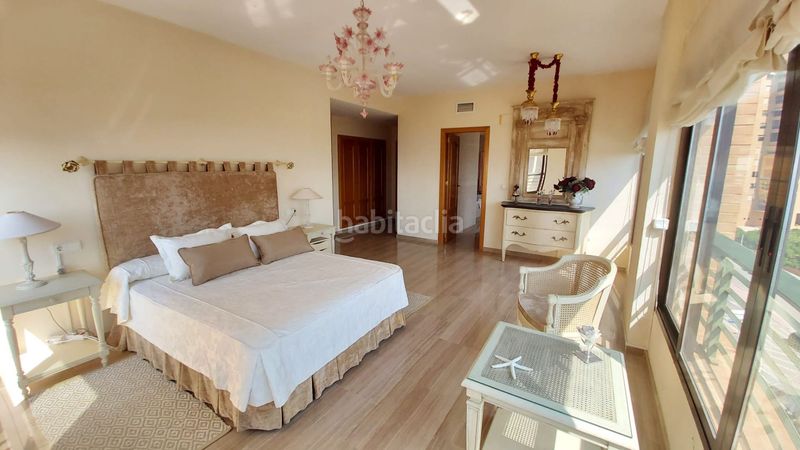 Foto 71ddab09-7451-4f3f-a9b7-d4e417d5b45e. Apartament amb calefacció aparcament piscina a Playa Poniente Benidorm